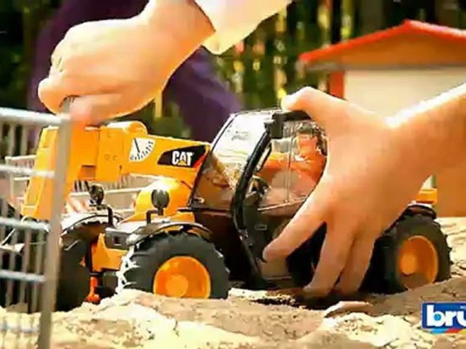 Bruder Oyuncak Eğitici Ürün Videoları (3)