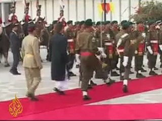 Pakistan moves to impeach its president - 07 Aug 08