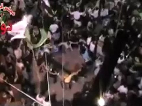 فري برس ريف دمشق مظاهرة رائعة في ساحة الحرية دوما2012 4 13 Damascus