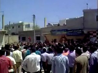 فري برس ريف دمشق كناكر الشبيحة تفرق المتظاهرين وتعتقلهم  13 4 2012ج3 Damascus