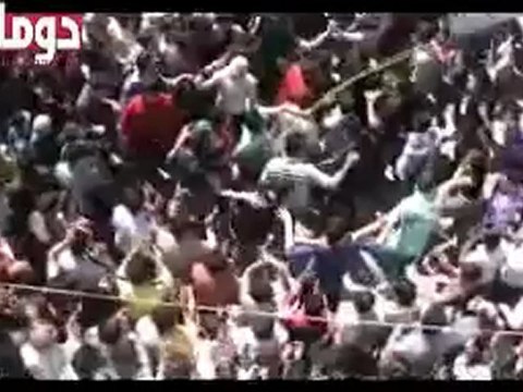 فري برس ريف دمشق داريا مظاهرة رائعة من جامع السمح بن مالك 13 4 2012 ج7 Damascus