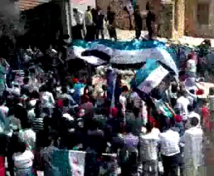 فري برس ريف دمشق عين منين جمعة ثورة لكل السوريين 13 4 2012 ج2 Damascus