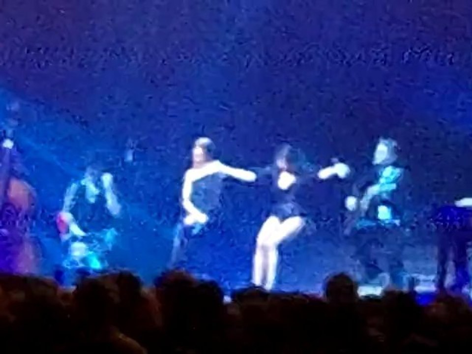 SHY'M chante Cabrel, Petite Marie *Axone 13 avril 12*