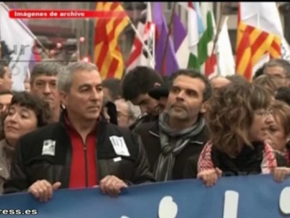 Lehendakari pide "no engañar" a los presos