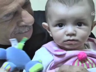 Depremin Sembollerinden Olan 'Azra Bebek' Erciş'te