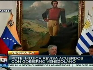 Chávez y Mujica revisan asuntos bilaterales