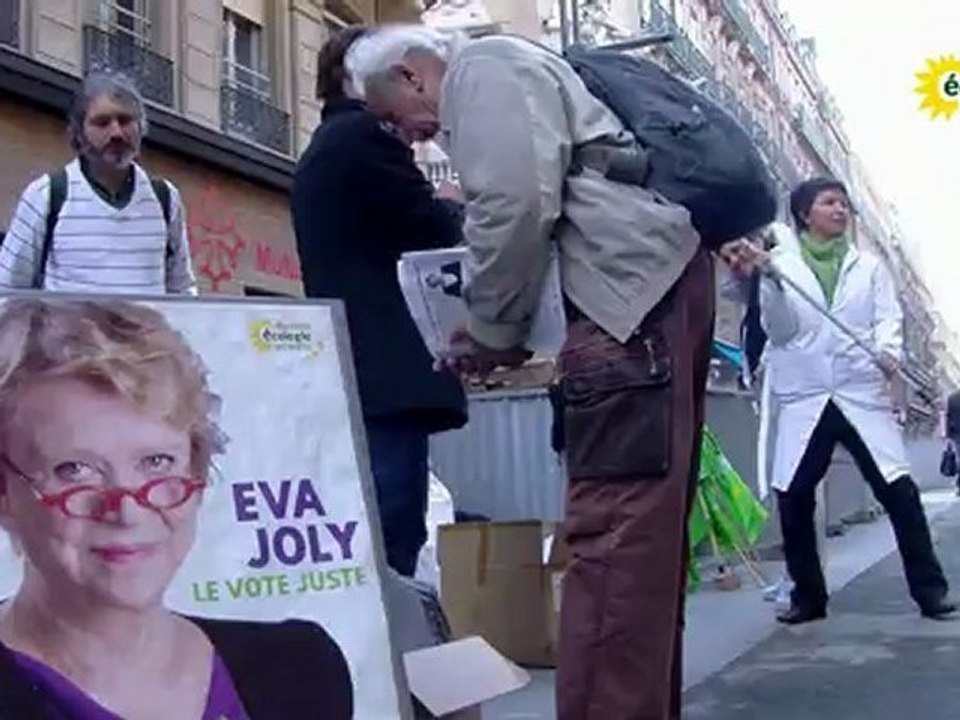 Europe-écologie les verts nettoie les banques avec Eva Joly