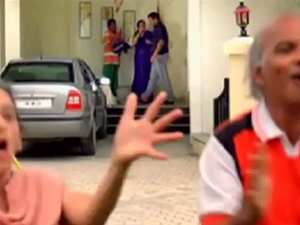 Chhodo Kal Ki Baatein [2012] - DVDRip - DC_clip2