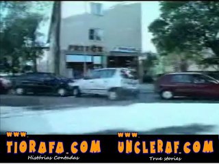Stupid Blond parking - tiorafa.com - uncleraf.com
