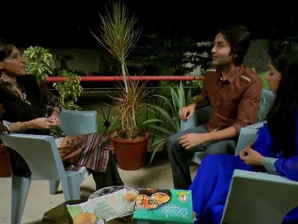 Hum Pe Jo Guzarti Hai -Episode 15- Part 01