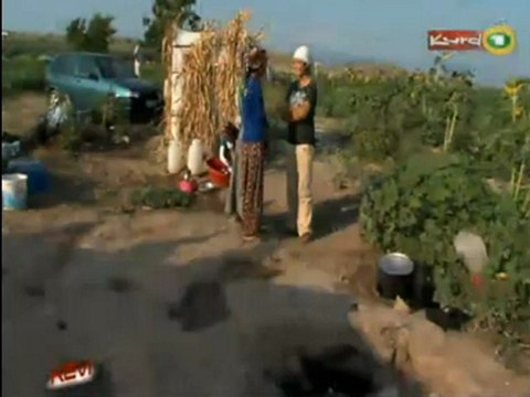 KEVÎ, li Amedê ye. Jiyana dijwar ê gelê me û rewşa zarokên kurd yê bêxwedî..