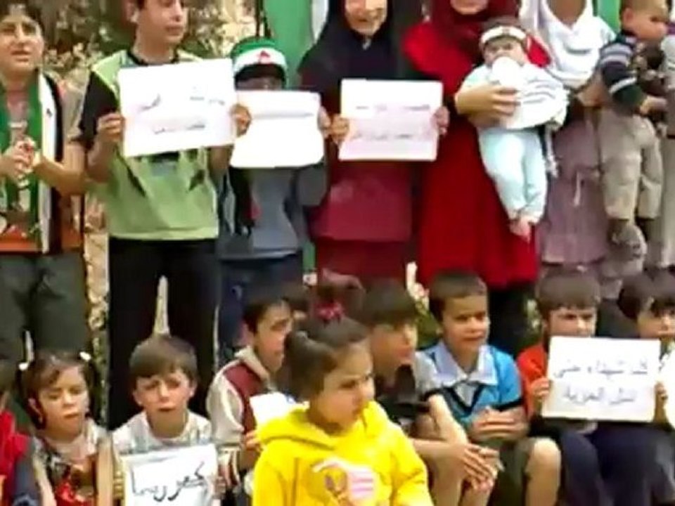 فري برس حماة المحتلة كفرزيتا   مظاهرة  لأطفال الحرية تضامناً مع شهداء الطفولة سارة وسيدرا  14 04 2012 Hama