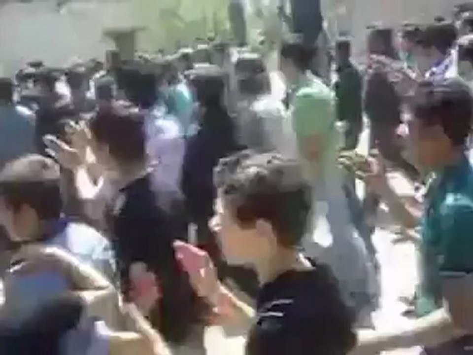 فري برس درعا الكتيبة مظاهرة صباحية نصرة للمدن المحاصرة 14 4 2012 Daraa