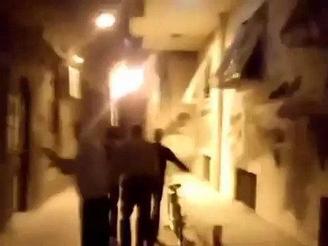 فري برس مظاهرة بعد صلاة الصبح من جامع المازي الميدان 14 4 2012 Damascus