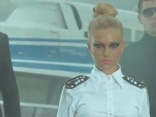 Dunja Ilic - Nisam laka, maco