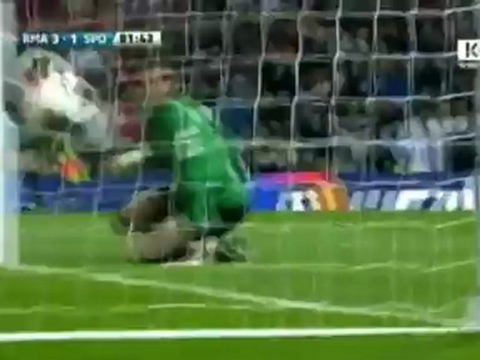Bóng Ðá _ Benzema nâng tỷ số lên 3-1 (LIVE: Real 3-1 Gijon)