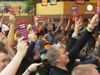 Pirate Parties debate strategy