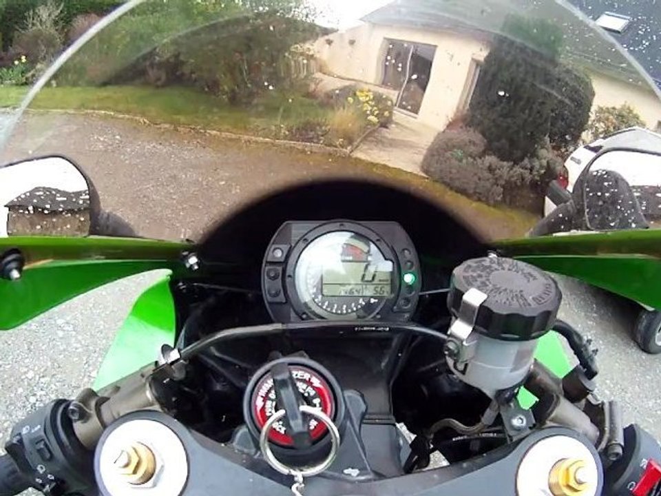 Kawasaki ZX10R '04 MIVV avec chicane