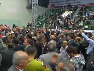 CHP'de gergin kongre