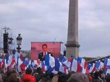 Nicolas Sarkozy, place de la Concorde (15/04/12), chante 
