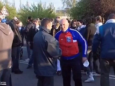 Les gardiens de prison déterminés! (Fleury-Mérogis)