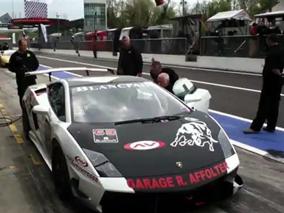 PIT Stop d'une Lambo