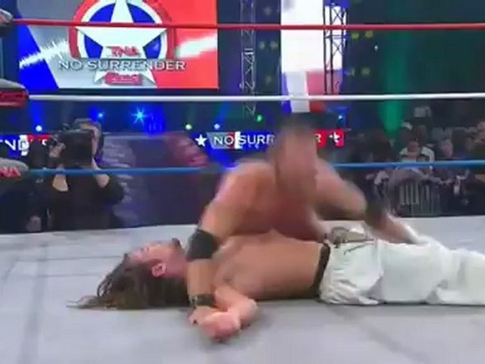 WWE-Universal.Fr -  Austin Aries vs. Brian Kendrick P2 (No Surrender 2011)