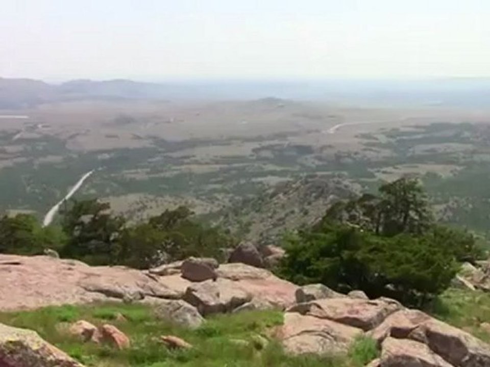 OVNI  mont Scott, Oklahoma -16  Avril 2012
