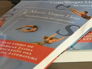 Vargas Llosa critica la banalización de la cultura en "La civilización del espectáculo"