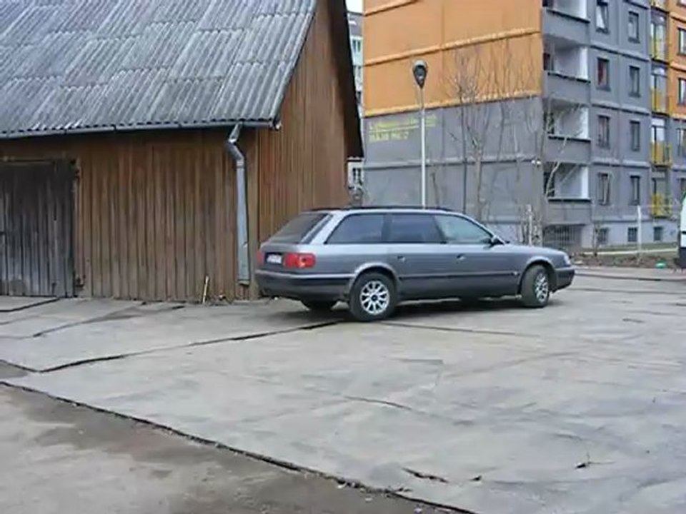 Audi 100 2.8 exhaust sound