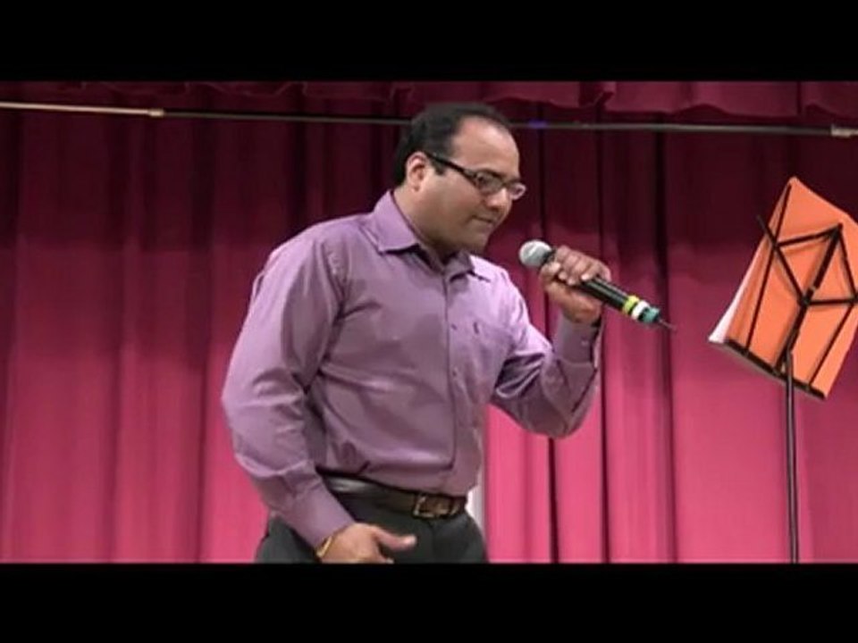 CHICAGO WELCOMES CNN HERO: ENTERTAINMENT: PRAAVEEN JALIGAMA: PATRIOTIC SONG