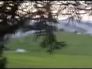 فري برس إدلب معرشورين الدبابات لا تزال تحاصر القرية 15 4 2012 Idlib