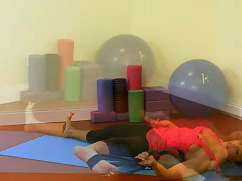 20 Minute Yoga Workout for Beginners, Home Exercise Fitness Training Routine, Total Wellness Austin - YouTube