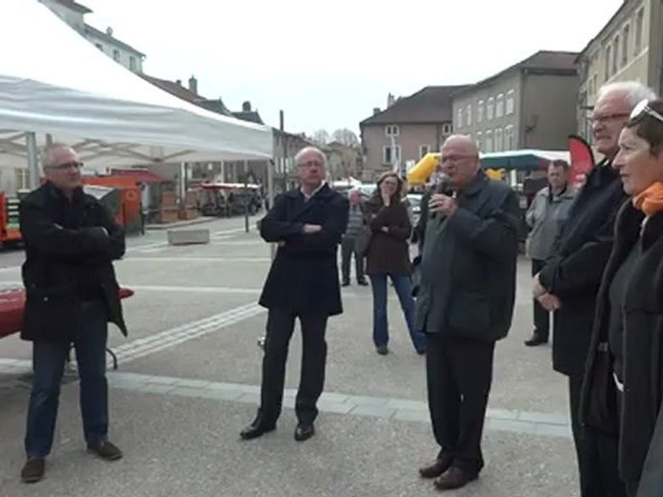 Inauguration de la foire commerciale de Vic sur Seille, 15 avril 2012