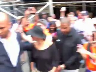 Beyonce Rocks Leopard Print Pants on Date with Jay-Z