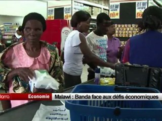 Malawi, Banda face aux défis économiques