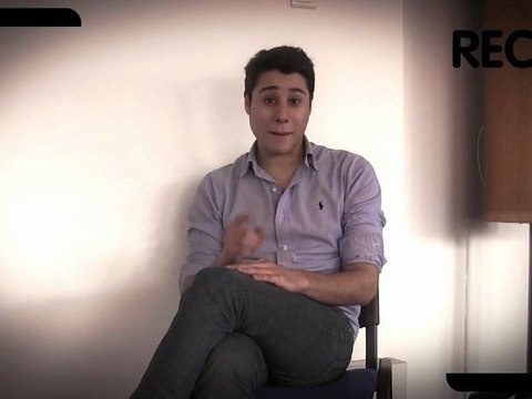 Planètes-Grenoble Ecole de Management-Le pire CV vidéo 2012