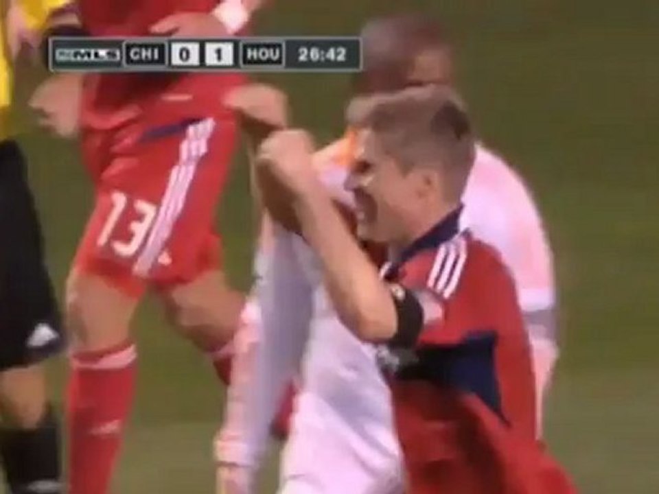 Regen, Blitz und Donner: Partie nach 65 Minuten vorbei