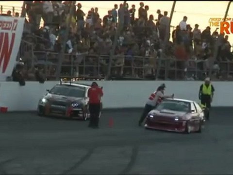 DAIJIRO YOSHIHARA vs JEFF ABBOTT @ Formula Drift Round 7 During Top 32