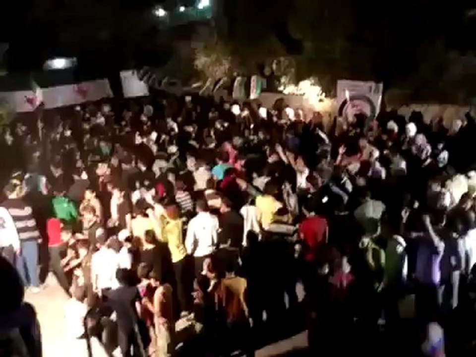 فري برس درعا مسائية درعا المحطة طريق السد  15 4 2012 ج1 Daraa