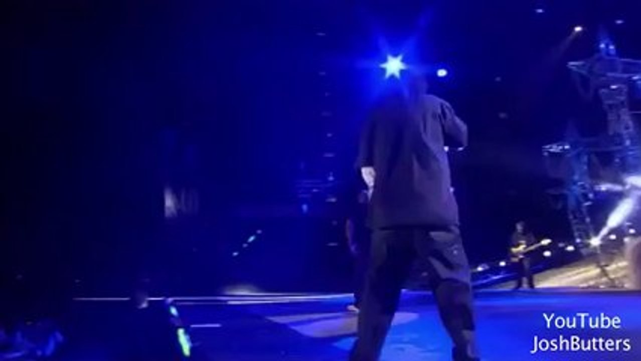 Tupac Resurrected at Coachella Via Hologram