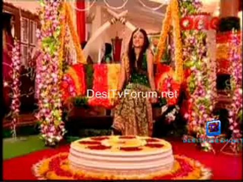 Jhilmil Sitaron Ka Aangan Hoga - 16th April 2012 - pt2