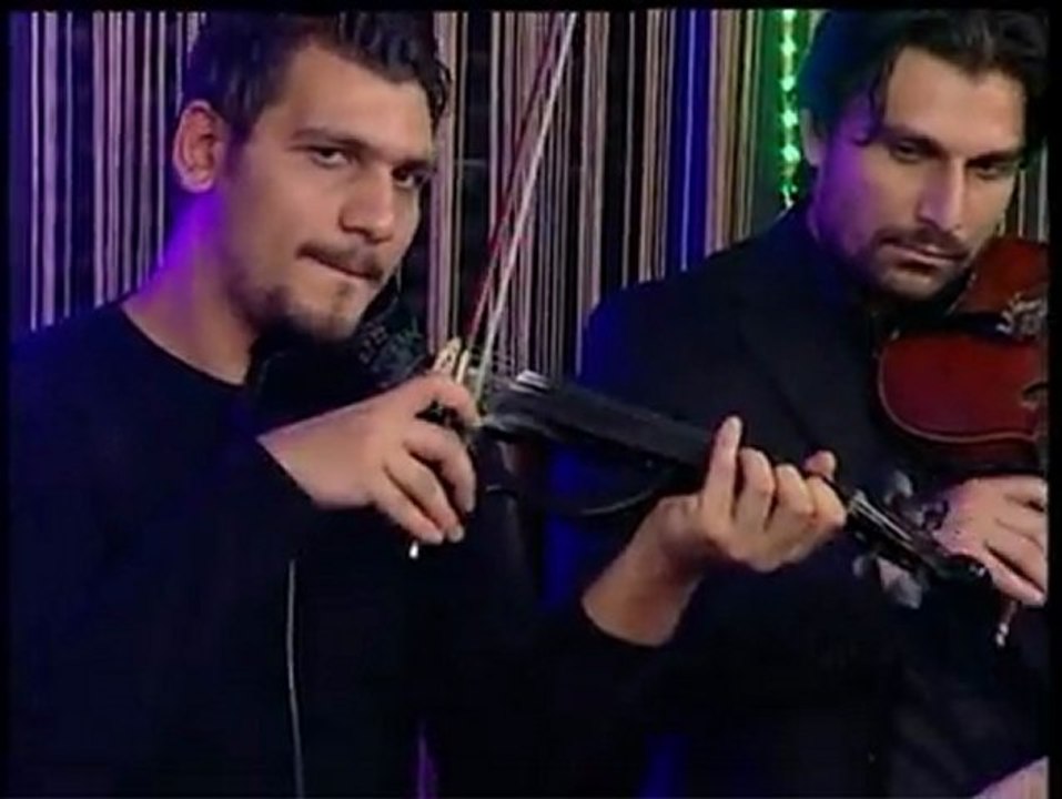 "YALNIZIM DOSTLARIM YALNIZ" Ayhan Aşan dan Olimpist Komple Mutfak'ın katkılarıyla