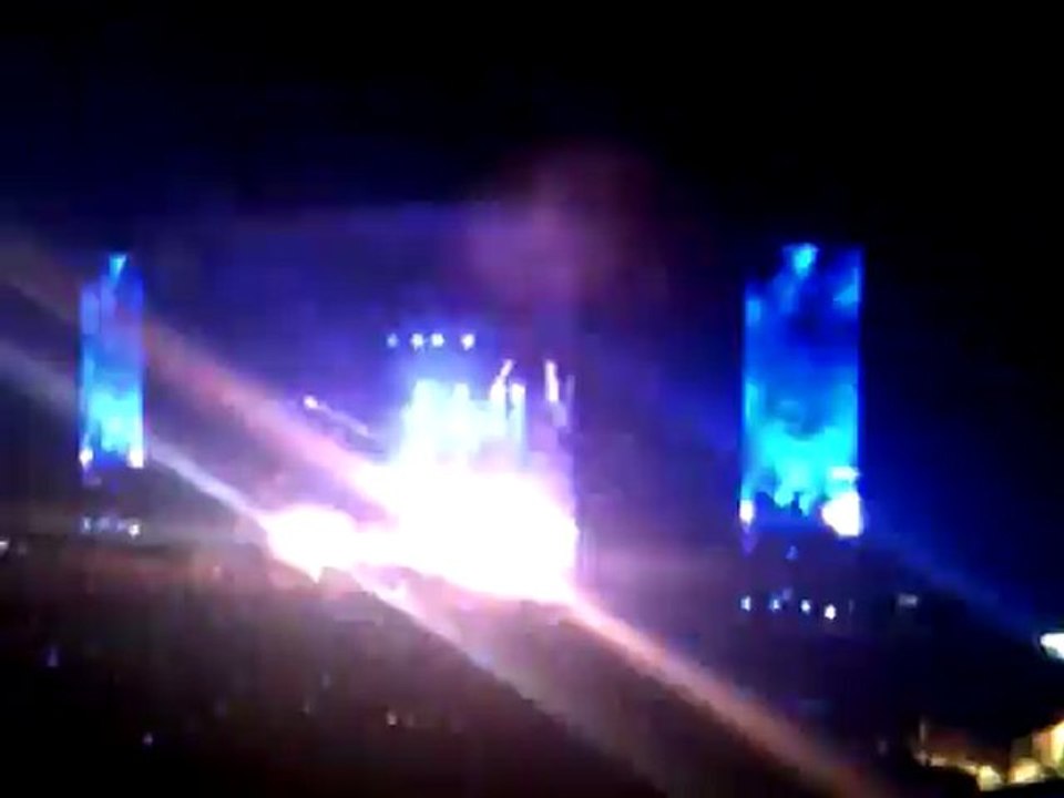 Paul McCartney on the run. Estadio Centenario, 15 de abril 2012