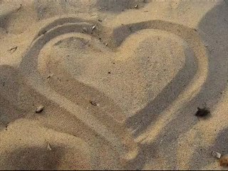 Muazzez  ERSOY   "KUM TANESİ"