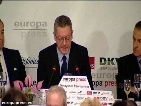 Gallardón dice que la nacionalización es un error político