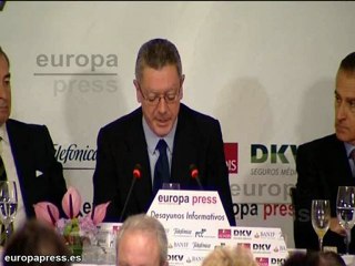 Gallardón dice que la nacionalización es "un error político