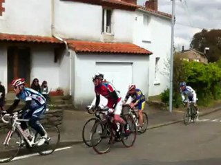 Saison 2012 - Frossay D3-D4 - der. tour 01