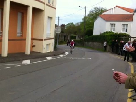 Saison 2012 - Frossay D3-D4 - arrivée 01