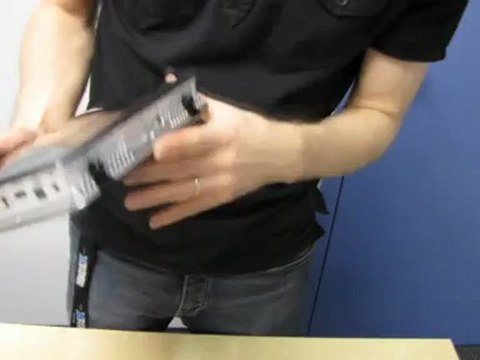 Zotac Zbox Plus ID80 Intel Atom & GeForce ION Mini PC Unboxing & First Look Linus Tech Tips